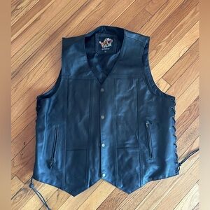 COPY - Wild Wear Men’s XL Black Leather Biker
Vest Button/Snap Up, Lace Up Sides